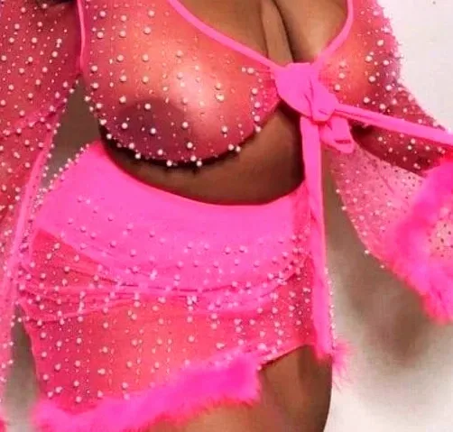 Courtney, 39