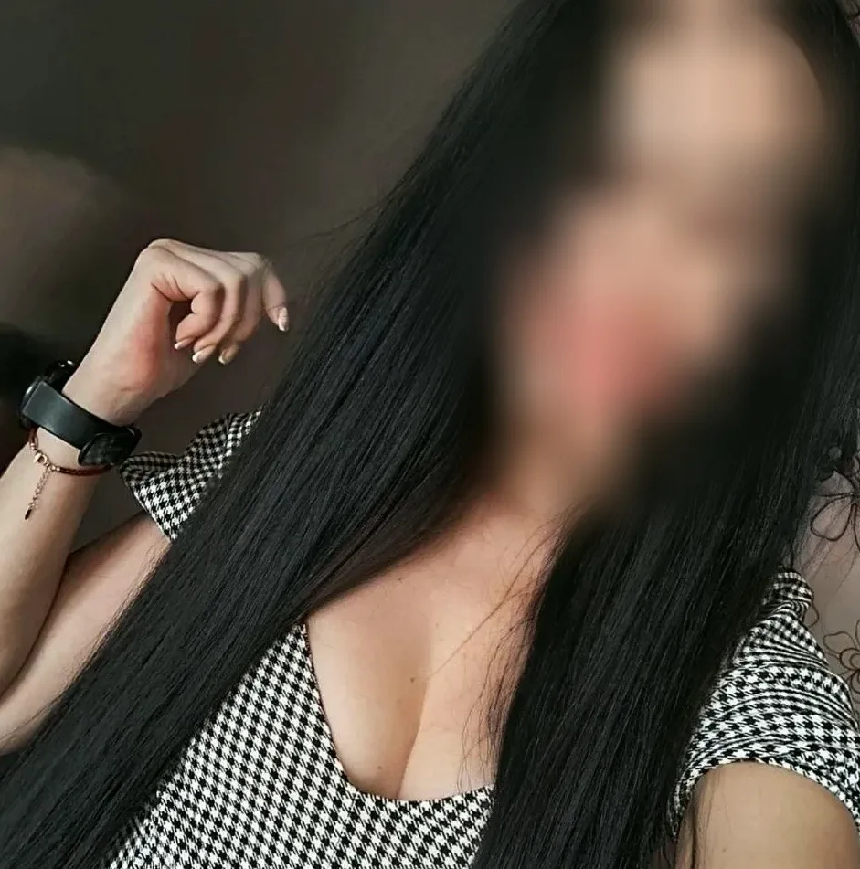 Lily, 30